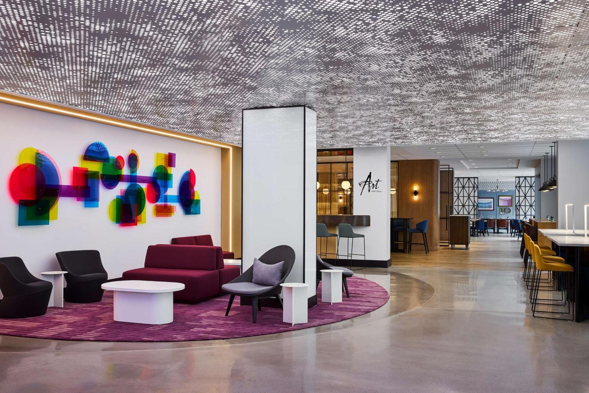 Yotel Dc 4*